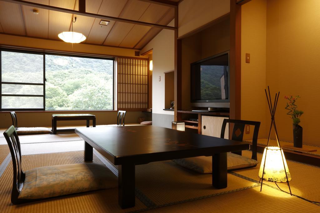 Hakone Kamon Hotel Room photo